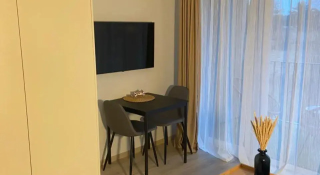 E&K apartamentai su šildomu baseinu kieme, Boek Hotel Hotels in Klaipėda met zwembad, Zwembad