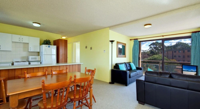 Promenade, Unit 10/8 Intrepid Close