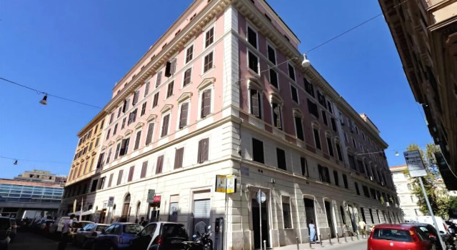 La casa di Lucrezia, Забронировать Отель Отели Рима с парковкой, рядом с Собор Святого Петра, Парковка