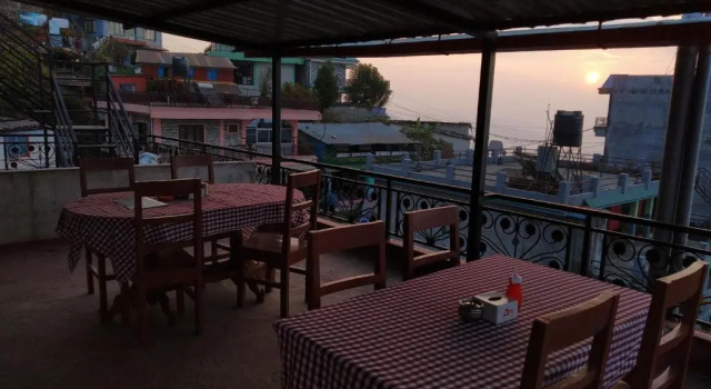 Номер Standard Hotel High Ground Inn Sarangkot