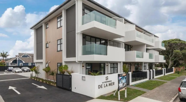 Residence De La Mer - Orewa Holiday Apartment