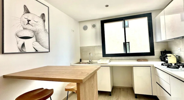 A12 Stylish and Modern 2bds in La Marsa, Забронировать Апартаменты/квартира Ла-Марса Les Berges du Lac
