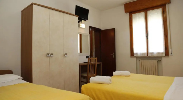 Трёхместный номер Standard Hotel Villa Dina