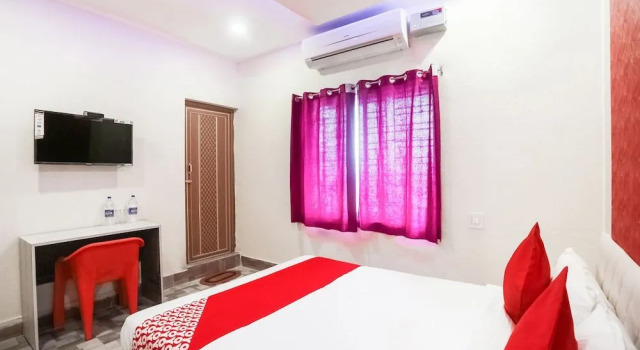 OYO 48754 Arati Homes