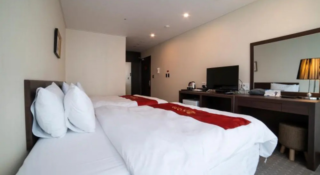 Двухместный семейный номер Standard The Interra Hotel Pyeongtaek