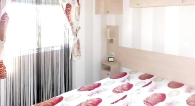 Bungalow With 2 Bedrooms in Puget-sur-argens, With Pool Access and Fur, Забронировать Дом для отпуска Виллы Овернь-Рона-Альпы, Вилла