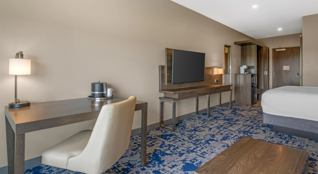 Двухместный люкс Best Western Plus Marquette Hotel & Suites