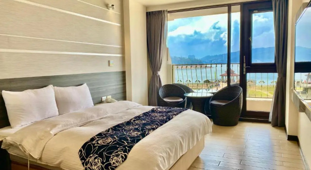 Двухместный номер Standard с видом на озеро Ming Yue Hu Hotel