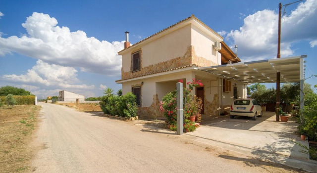 Casa Bone Relax, Buchen Sie Hotel 3-Sterne-Hotels in Menfi, 3*