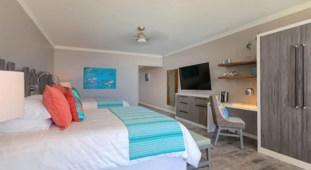 Номер Luxury Luxury Collection at Sea Breeze Beach House by Ocean Hotels
