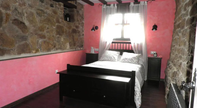 Casa Rural La Charruca, Buchen Sie Hotel Hotels in Kantabrien mit Parkplatz, Parkplätze