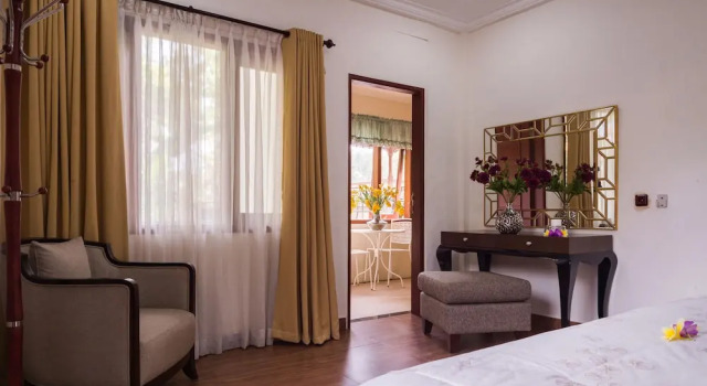 Двухместный номер Deluxe с балконом Villa Taman Sari