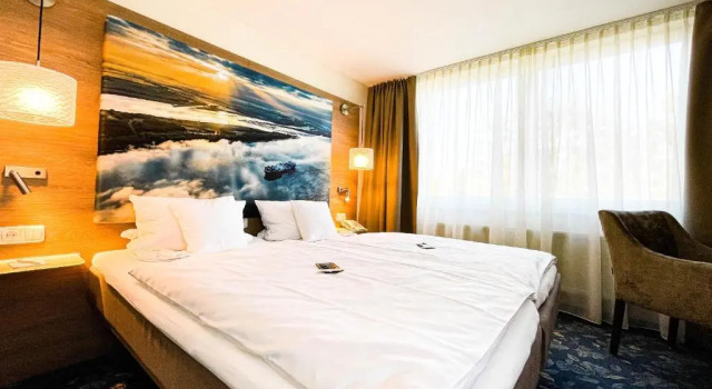 Люкс Hotel-Restaurant Vier Linden