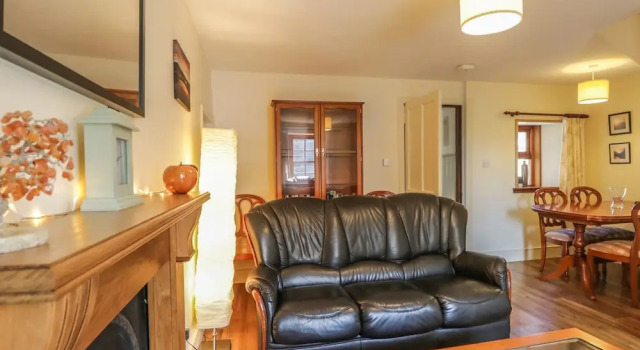 Коттедж Sea Breeze Cottage