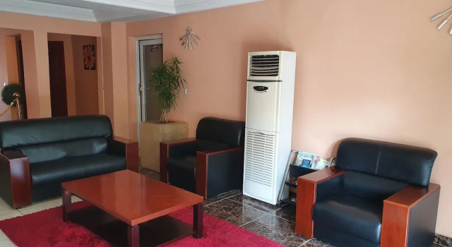Hotel Imperial, Book Hotel 3-stjernede hoteller i Libreville, 3*