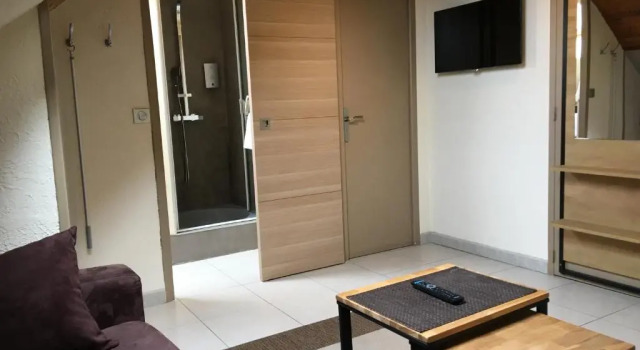 Семейный номер Standard Logis Hotel Oasis