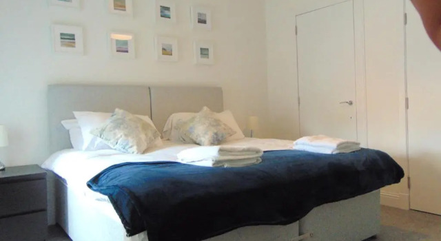 Апартаменты с 3 комнатами GreenStar Apartments - Short Walk Away Into Dundee City Centre - 6 Individual Properties from 1 to 3 Bedrooms - Short & Long Stay Offers