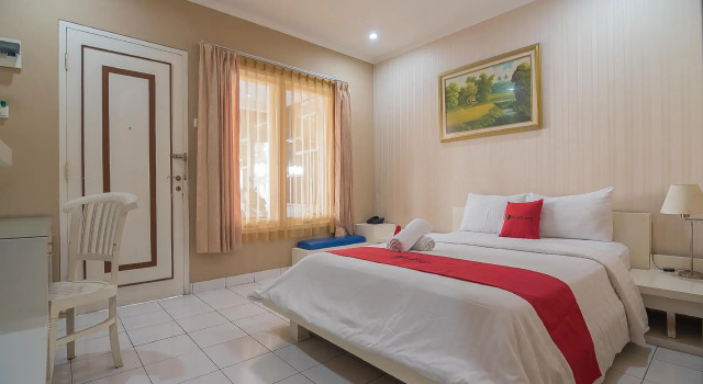 Seng i sovesal RedDoorz near Setrasari Mall 2