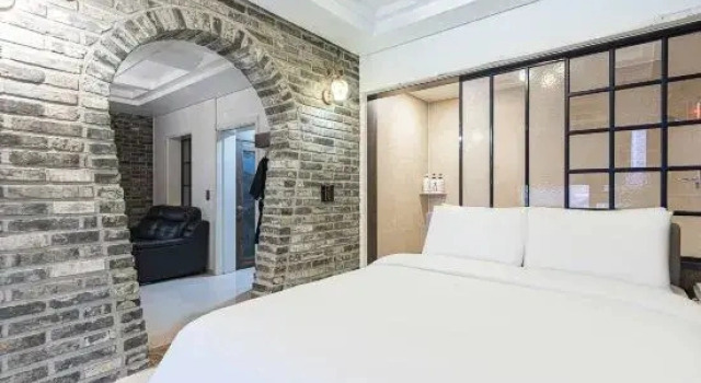 Четырёхместный люкс Yeongdeungpo Ciel Hotel