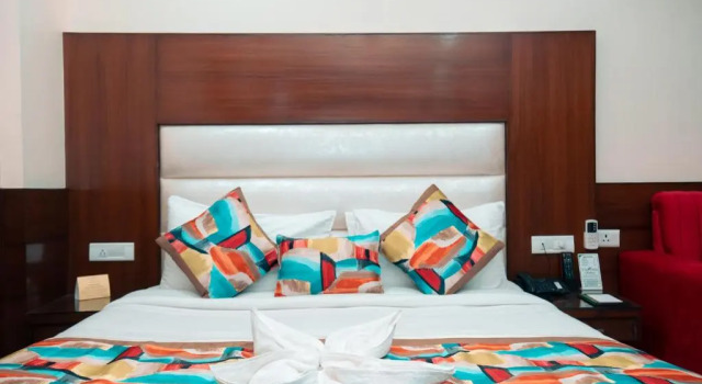 Номер Premium The Fern Residency Katra