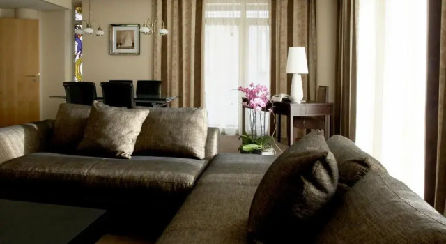 Люкс Luxury Royal Square Hotel & Suites