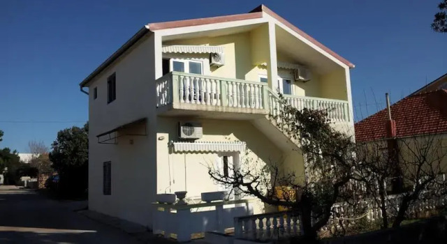 Apartments Filma