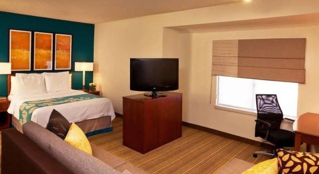 Двухместный номер Standard Tysons Corner Suites, A Baymont by Wyndham