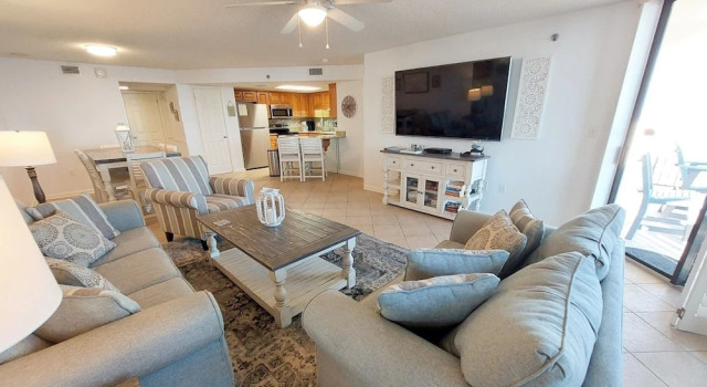 Phoenix VII 913, Boek Hotel Orange Beach 