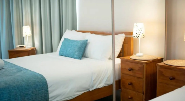 Апартаменты c 1 комнатой с частичным видом на океан Foreshore Beachfront Apartments