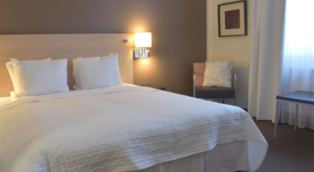 Thon Hotel Charlottenberg, Rezerwuj Hotel Hotele w Svealand z parkingiem, Parking