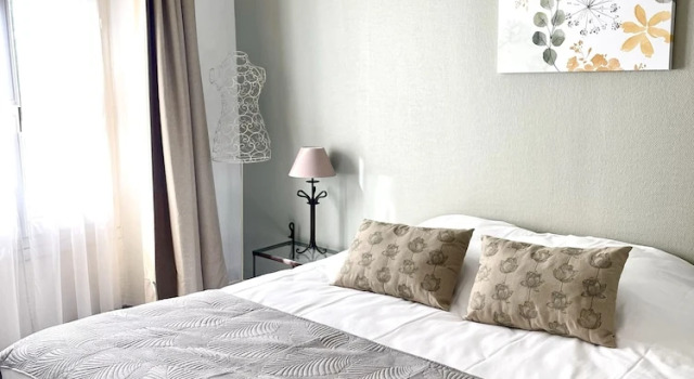 Трёхместный номер Standard Grand Hôtel De La Poste
