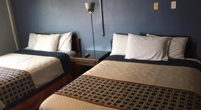 Четырёхместный номер Standard Sea Garden Inn Pismo Beach- San Luis Obispo