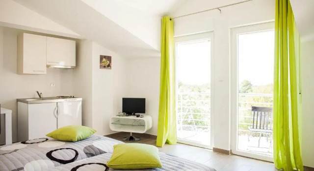 Студия Gabi Rooms & Studio Apartment