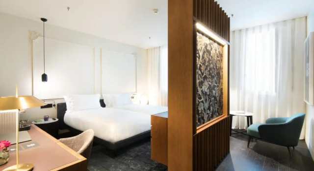 Полулюкс Hotel Mercer Sevilla 5 GL