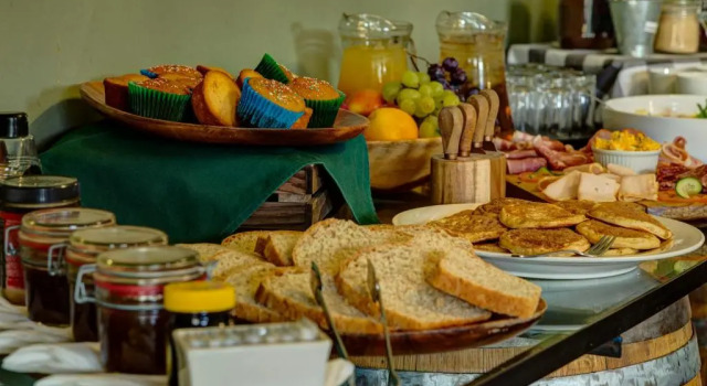 Neuras Wine and Wildlife Estate, Book Guesthouse Naukluft Mountains Gibeon