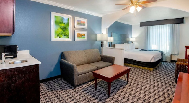 Люкс Deluxe La Quinta by Wyndham Dalhart