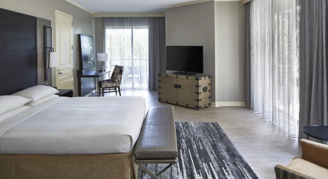 Двухместный клубный номер Standard Dallas/Plano Marriott at Legacy Town Center