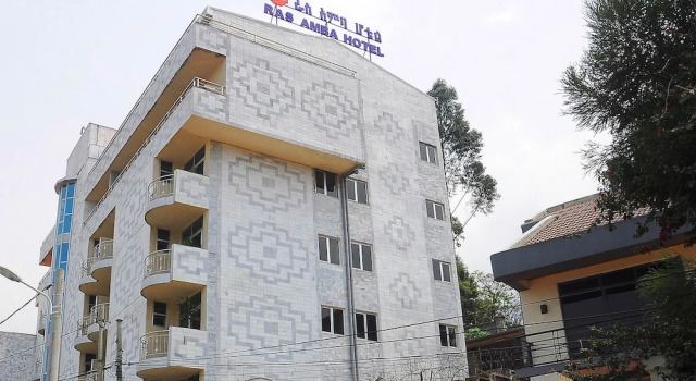 Ras Amba Hotel, Book Hotel Hoteller i Addis Ababa med parkering, nær Holy Trinity Cathedral, Parkering