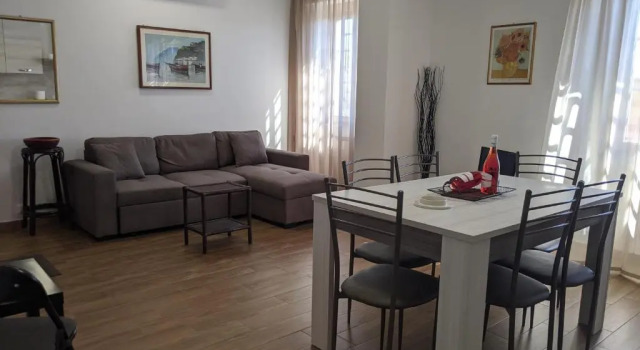 Appartamento in Villa, Book Apartment Hotels in Abruzzo with Parking, Parking