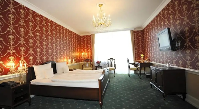 Номер Deluxe HELIOPARK Bad Hotel Zum Hirsch