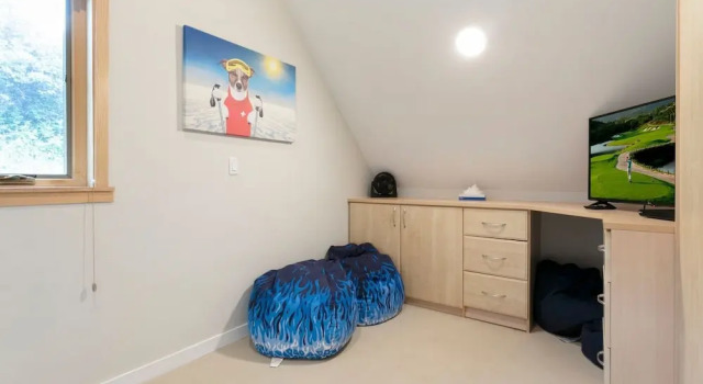 Коттедж с 5 комнатами 27 Bachelors Gulch Road 5 Bedroom Home by RedAwning