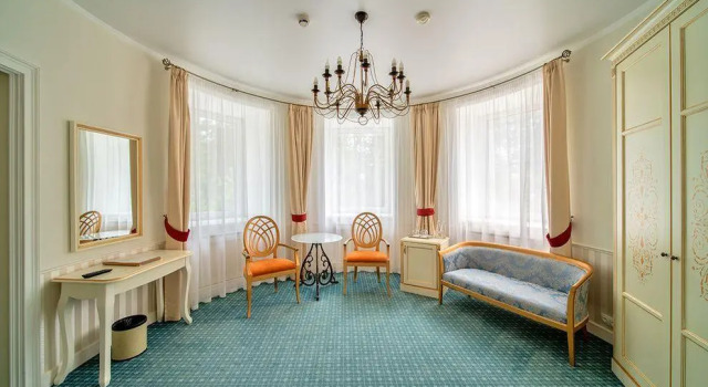 Двухместный полулюкс Отель Репинский курорт (ex. Residence Hotel&SPA)
