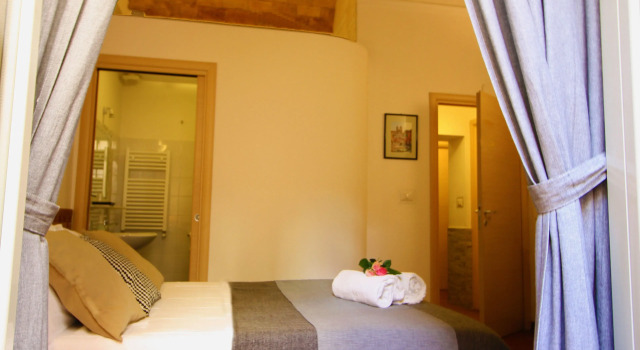 Machiavelli Suites, Забронировать Отель Отели Рима с завтраком, рядом с Больница Сан-Джованни, Завтраки