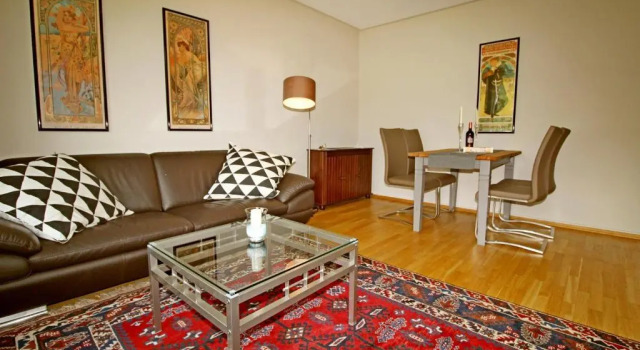 Ferienwohnung 2 Gestüt Pfaffenlehen, Varaa Huoneisto Hotellit Baijeri pysäköinnillä, Pysäköinti