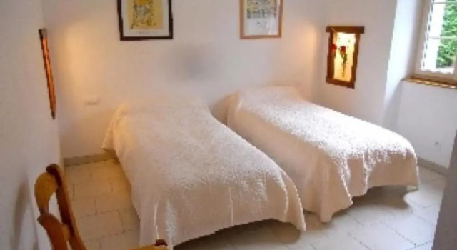 Gîte Épineu-le-Chevreuil, 3 pièces, 4 personnes - FR-1-410-198, Rezerwuj Hotel Épineu-le-Chevreuil 