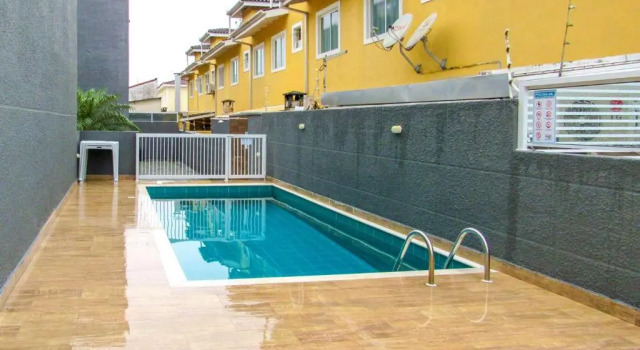 Casa com WiFi a 250m da Praia de Massaguacu SP