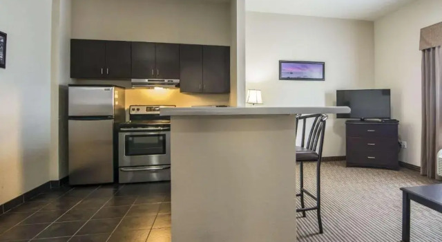 Двухместный люкс c 1 комнатой Quality Inn & Suites Thompson