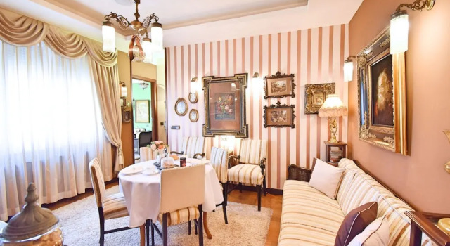 Апартаменты с 2 комнатами с балконом President Suite Apartment