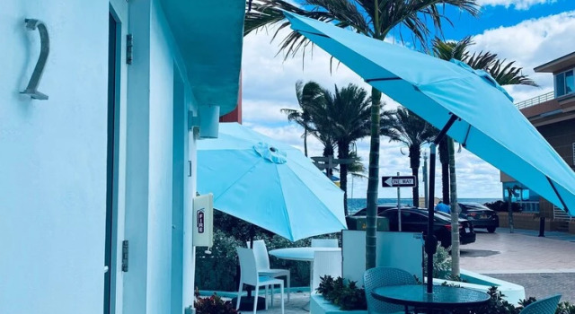 Апартаменты Comfort The Marlin Beachside