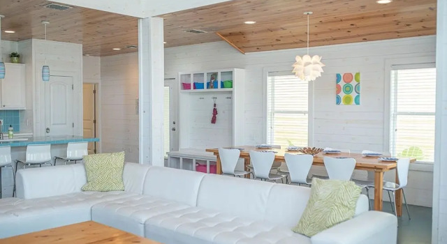 RePhil CanTina - 3 Br Home